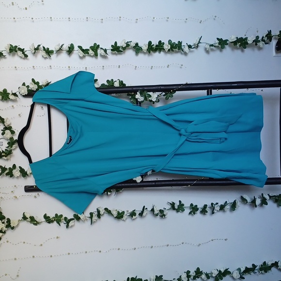 NWOT Torrid Mini Dress sz 2x (18-20) - Picture 1 of 9